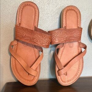 Corte Vacuno Salmon Colored Catrina Mexico Themed Sandals Women Size 7.5